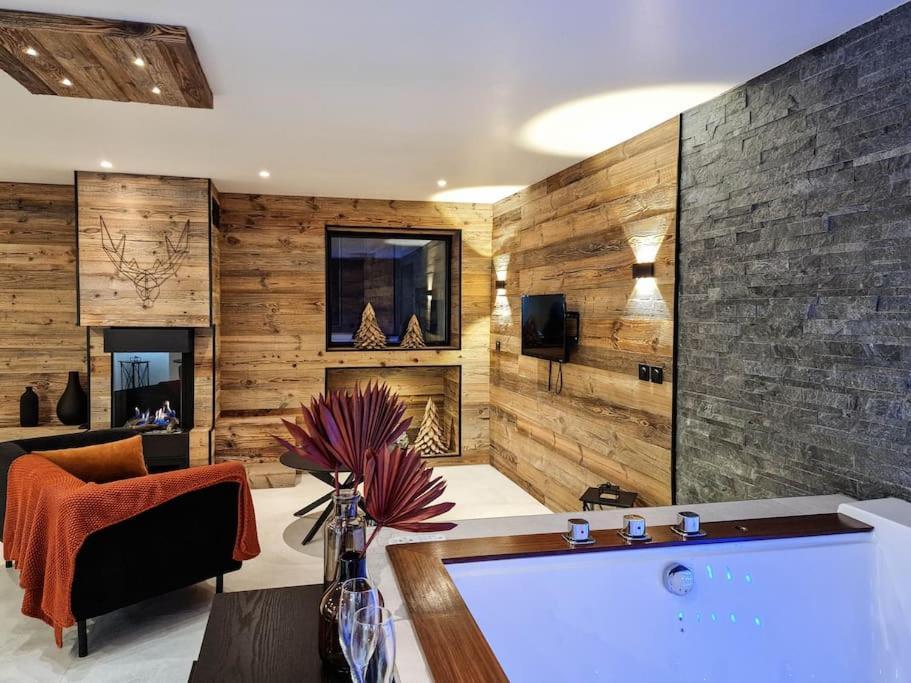 Le Enecy - Spa - Coeur Vieille Ville Аннесі Екстер'єр фото